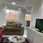 Casa Com Piscina, Grande E Espacosa No Condominio Dos Passaros